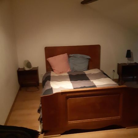 Chic Et Relax Apartment Montmarault Luaran gambar