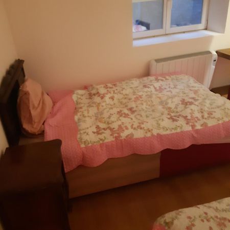 Chic Et Relax Apartment Montmarault Luaran gambar